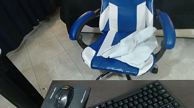 katiusca_rm live cam on StripChat