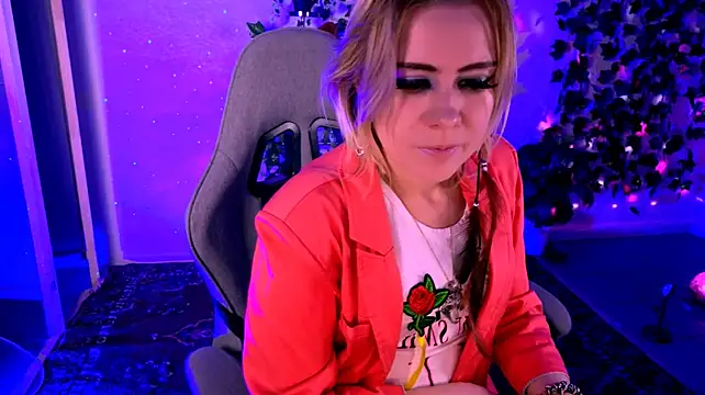 Kumiho_7777 webcam