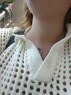 isabella__risky (G young) - BREASTS out 1 minutes (🍈)(🍈)