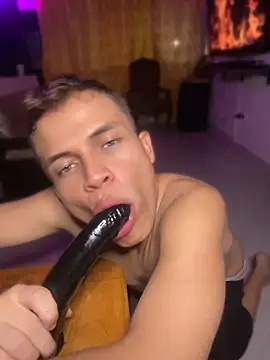 _Leo_Boy webcam