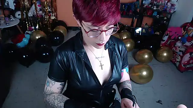 MissMiia2 webcam