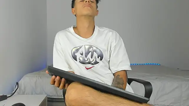 _Alex_Colton webcam