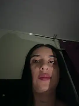 LilacNoir webcam