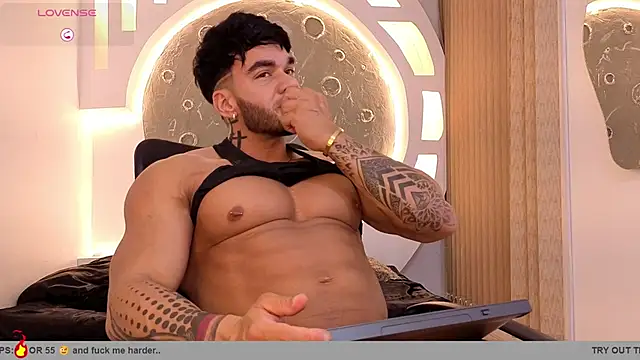 zac_levis_ webcam