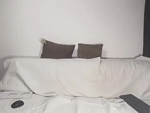 Zoe_Pierce