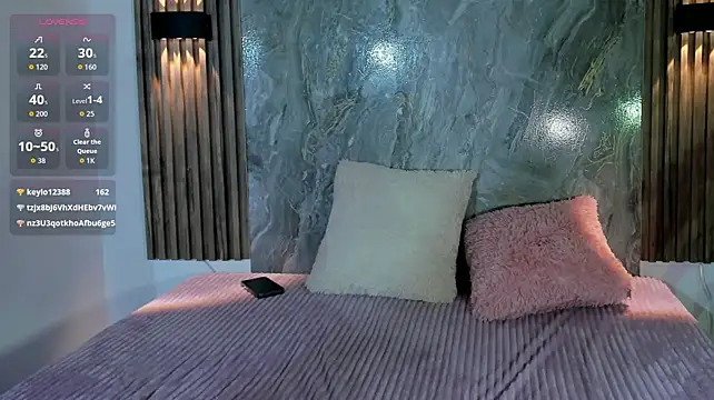 Victoria_Moonn webcam