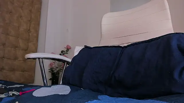 violet_giraldo webcam