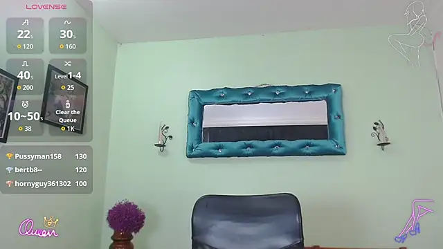 _Victoria_Jones_ live cam on StripChat