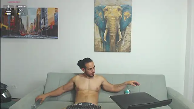 jhustin_marcius live cam on StripChat