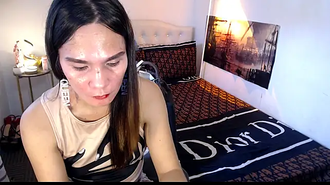 NinaDOM4CUM webcam