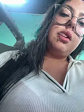 MileyGia webcam