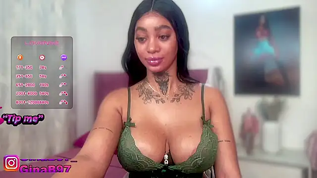 GinnaBolton webcam