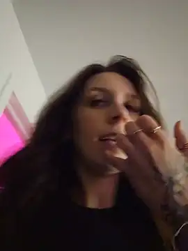LilyOrion webcam
