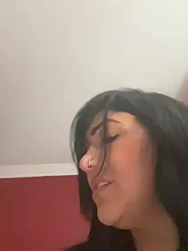 LittleMissEeve webcam