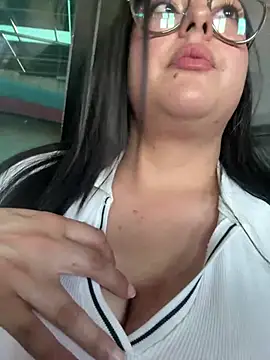 MileyGia webcam