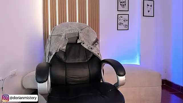 Dorianmistery2322_ webcam