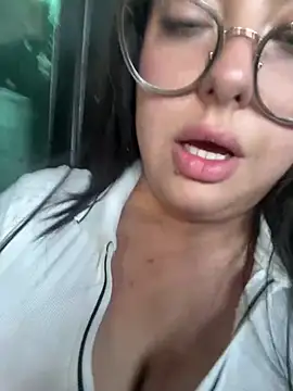 MileyGia webcam