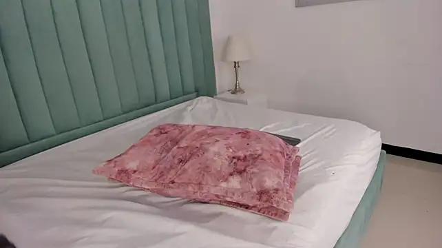 kimjonnes01 webcam