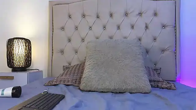Sofia_Blosom webcam