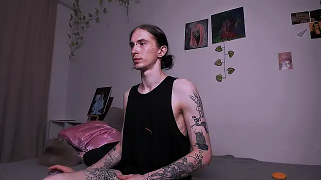 LadyTrep webcam
