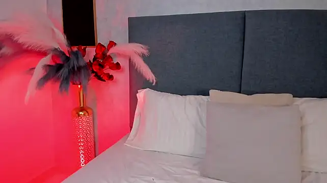 RavenMonrroe webcam