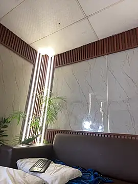 Eva_Feller69