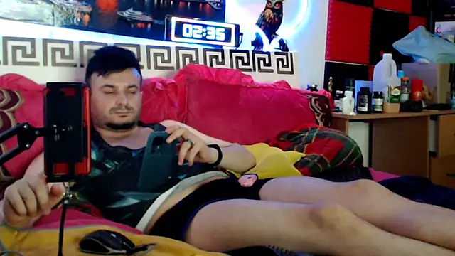 Hugec0ck007 webcam