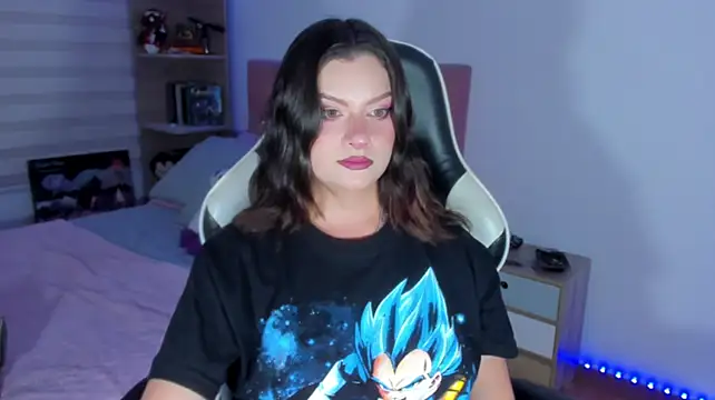 OphelianaRose33 webcam