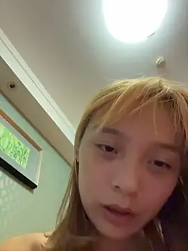 yangyang520-18girl webcam