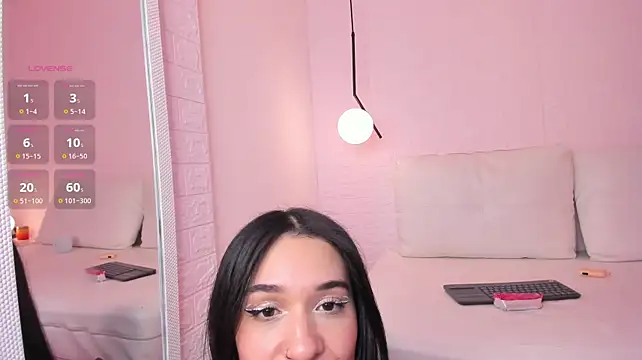 sara_frost webcam