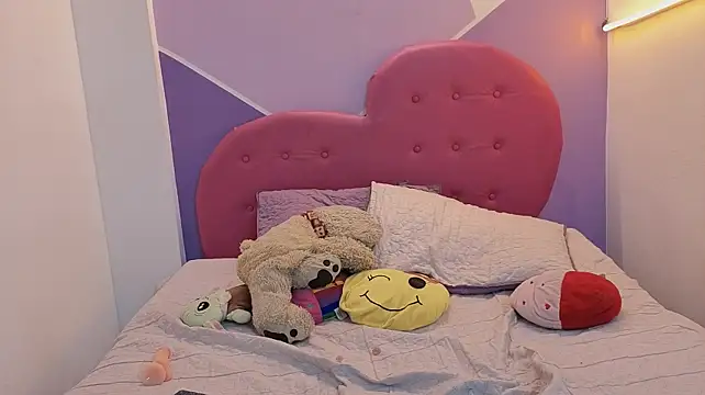 Ivy_charlot webcam