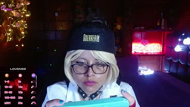 MidoriQuiinn webcam