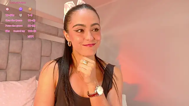 smiling__girl2 webcam