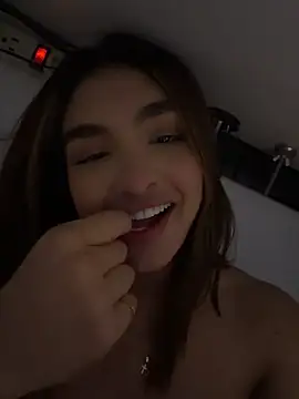 jenn_fit webcam