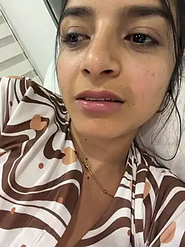 violeta365 live cam on StripChat