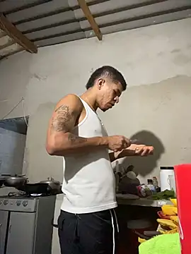 Toptony22 webcam