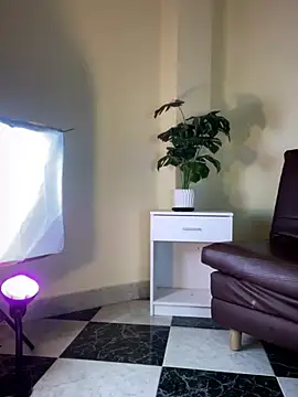 SamaraDesire live cam on StripChat
