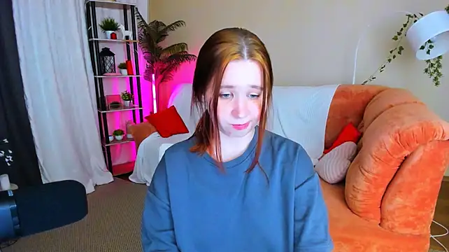 MooonlightSky live cam on StripChat