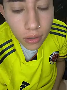 Thiagoo_Vega live cam on StripChat