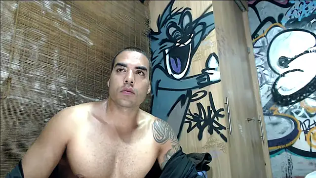 Justin_Frank live cam on StripChat
