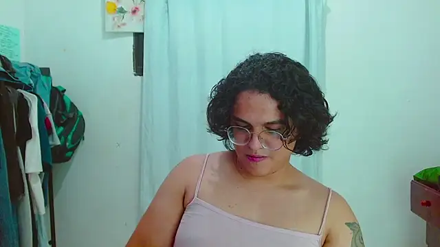 Diane_exotic webcam
