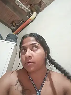 Giselabrunette25 webcam