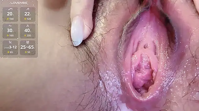 h-2005 (F teen) - 完成目标大厅喷水（听指挥哦）