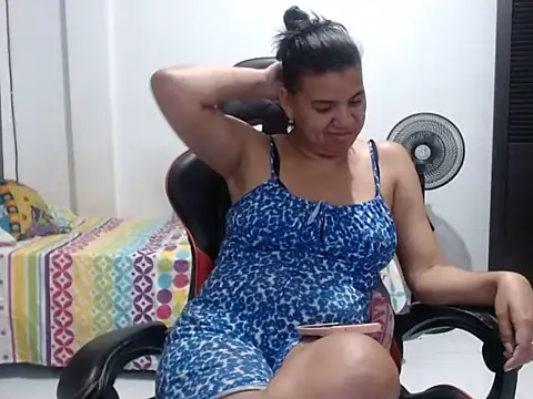 Adriana_0312 webcam