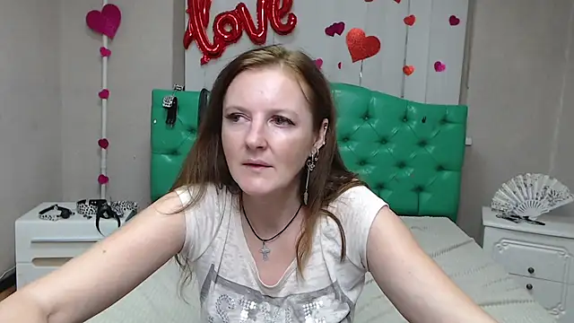 MeganPirs webcam