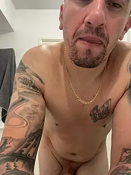 mikacapoupa Momentaufnahme des Live-Raums auf Stripchat