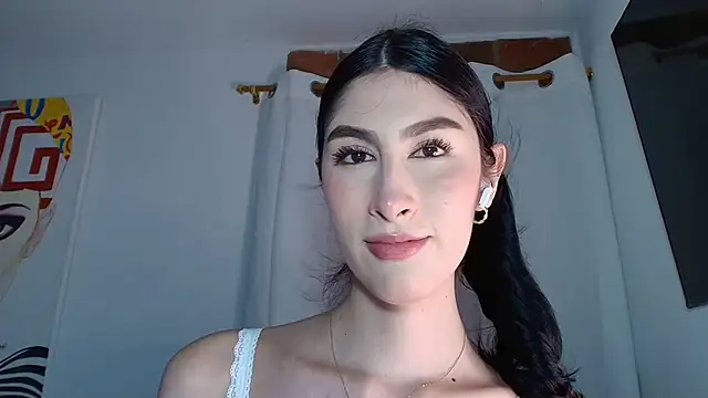 Model: valeria_gonzales_