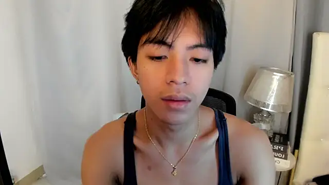 davincihugecock live sex cam