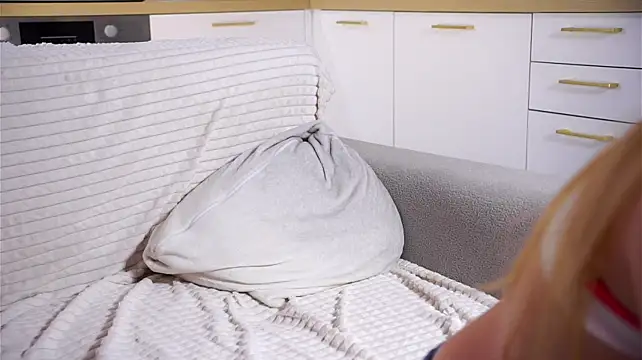 sunnivacovil (F teen) - 💕Stroke my pussy slowly💕
