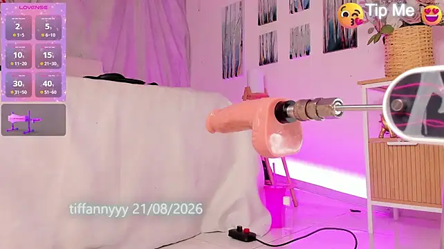 Tiffannyyy webcam